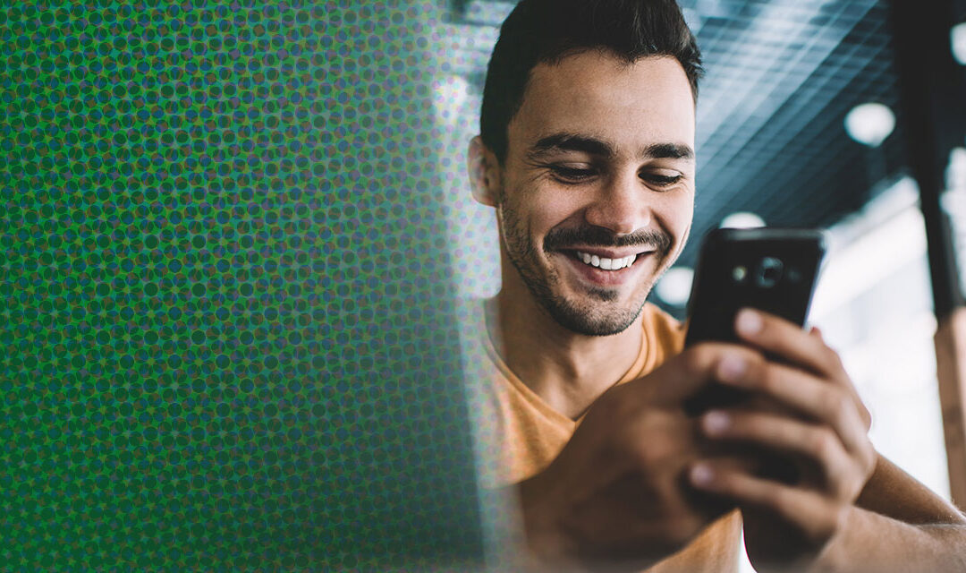 Ryan Reynolds uses humor in Mint Mobile voicemail